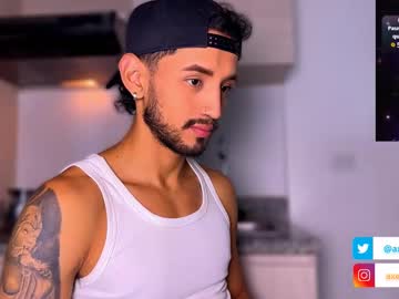 axelking13 - Live Male Cam – Free Gay Cam Show