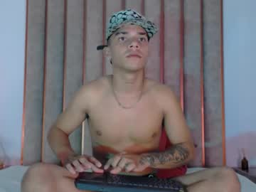 Axelmorrys, 19 years old, I want to play with you and make your dreams come true #new #bi #bigdick #cumshow #latin [100 tokens remaining], webcam photo