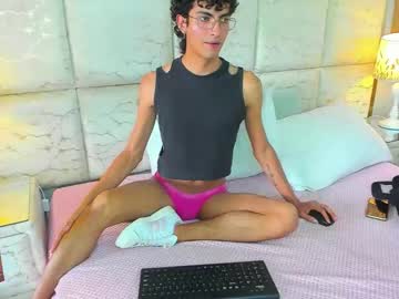 axelrushh - Live Male Cam – Free Gay Cam Show