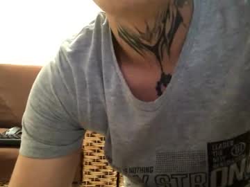 azael_betancourt - Live Male Cam – Free Gay Cam Show