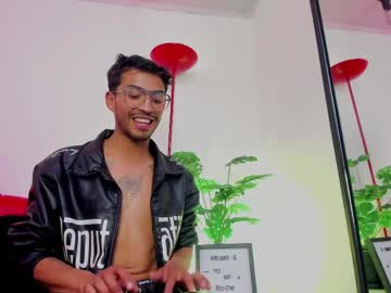 aziel_jenner - Live Male Cam – Free Gay Cam Show