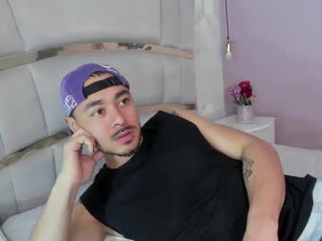 Bastiansantos_, 26 years old, GOAL: off blouse [35 tokens remaining] Exclusive 1-on-1 Private Show with Bastian: customized experience per token/minute, total privacy, your fantasies, your rules #bigcock #bondage #mature #cum #bi, webcam photo