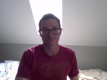 Beachbodydaddy, Raising money to go to school! #new #mature #exhibitionist, webcam photo