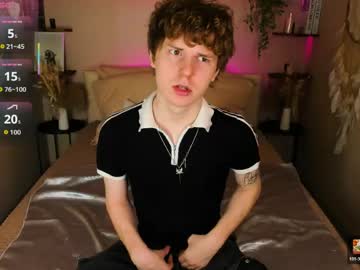 Benjamin_harris, 18 years old, GOAL: For a good start [199 tokens remaining] Welcome to my room! #bigcock #lovense #twink #young #18, webcam photo
