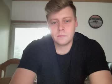 Bigtwhite, 26 years old, if you like my dick [20 tokens remaining] i'm a #new #student with #muscles and a #bigcock, webcam photo