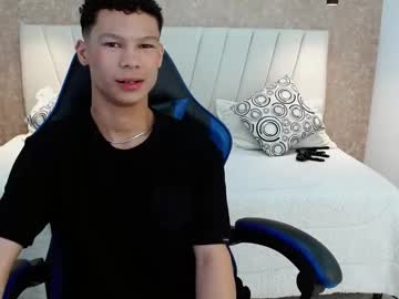 Billi_till, GOAL: Suck fingers looking into your eyes [25 tokens remaining] Hi guys, i'm really #shy but i need someone who helps me here... I want to cum please! #asian #gay #18 #skinny, webcam photo