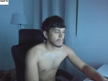 Blonde_and_bigcock, 21 years old, i need new submissive #bigcock #cum #muscle #new #young, webcam photo