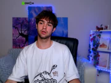 Braden_volter, GOAL: my first goal [385 tokens remaining] Welcome to my room! #new #shy #18 #teen #nonude, webcam photo