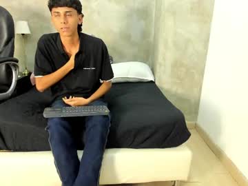 Brady_tyson, 19 years old, Get hard [55 tokens left] #skinny #twink #bigcock #new #latino, webcam photo