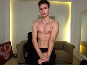 Bradyflint, 19 years old, Welcome to my room! - Repeating Goal: Naked Flex show 10 min - #18 #bigcock #muscle #new #young, webcam photo