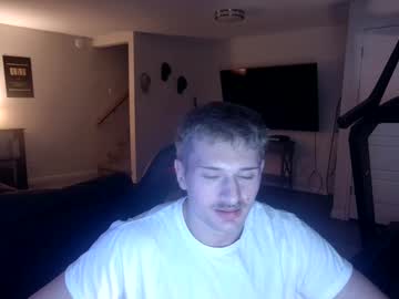 Brentbarbasol, 18 years old, figuring things out #new #18 #bigass #bigcock #lovense, webcam photo