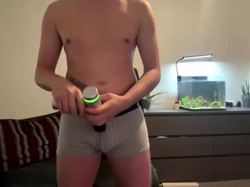 Britishsoaker, 32 years old, GOAL: Cum!   [130 tokens remaining] #uk #new #uncut #cum #audio, webcam photo