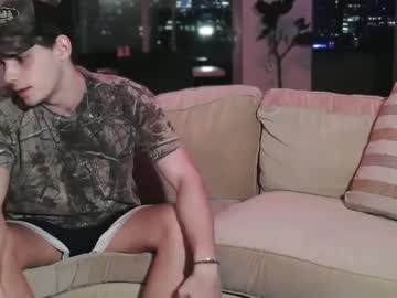 bronextdoorcollin - Live Male Cam – Free Gay Cam Show