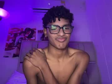 Brownytwinkyandre, 18 years old, MAKE ME CUM?!! 🎯 Hot dance 💃 #twink #cum #bigcock #feet #18, webcam photo