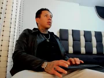 cami_coral1 - Live Male Cam – Free Gay Cam Show