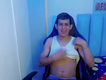 Chamaquitoo_, GOAL: DANCE NAKED 🎶🍑 [122 tokens remaining] HELLO MY LOVES I AM NEW AND I AM VERY HOT 😈🔥 #NEW #BIGCOCK #LATINO #SEXY, webcam photo