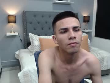 Charlie_watson, 19 years old, 🥝Follow Me 🥝💦Show Cum😈💦🔥PVT ON🔥 #twink #young #lovense #cum #new [576 tokens remaining], webcam photo