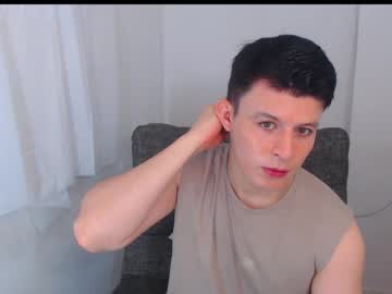 chico_hot17 - Live Male Cam – Free Gay Cam Show
