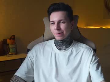 chillguy2k – Watch Him Jerk, Strip, & Show It All