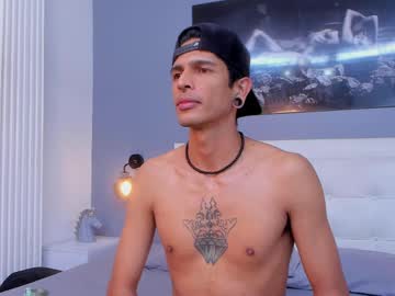 Chris_newman, 22 years old, Get Naked [50 tokens left] #latin #new #bigcock #cum #bbc, webcam photo
