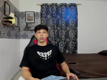 Chriss_johnson, show cum baby #findom #gay #18 #new #latino [1894 tokens remaining], webcam photo