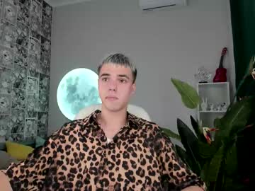 Christian_stack, 24 years old, For a good start [10 tokens left] #new #cum #feet #18 #bigcock, webcam photo
