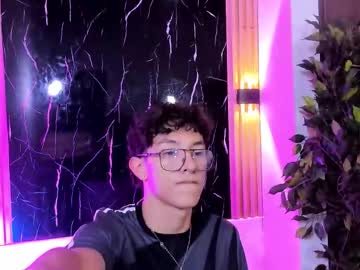 christopher_hunter - Live Male Cam – Free Gay Cam Show