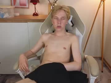 Chuck_miller, 19 years old, Get naked [99 tokens left] #teen #ahegao #bigass #twink #new, webcam photo