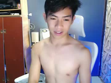 clyde_twinkx - Live Male Cam – Free Gay Cam Show