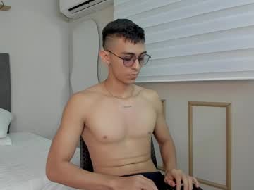 Cody19__, 19 years old, GOAL: mastubar cock for 7 minutes [175 tokens remaining] Welcome to my room!Let's take this to another level #18 #muscle #cumshow #domination #daddy, webcam photo