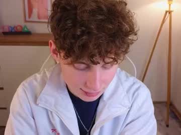 Crisp1n, 18 years old, GOAL: T-shirt off(next panties) [50 tokens remaining] Hey guys! It's my first day here) #young #gay #twink  #18 #teen, webcam photo