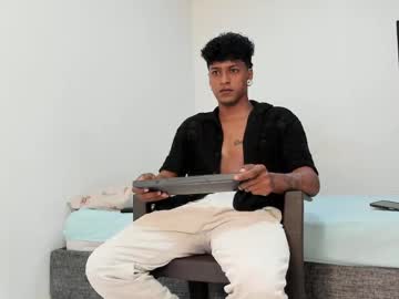 criss_martinez - Live Male Cam – Free Gay Cam Show