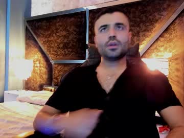 Cristopher_salvatoree, welcome to plesure #new #bigass #bigmuscles #cum #gay #sexy, webcam photo