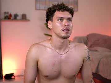Curlystarx, 23 years old, ✨In charge of lights, camera and flirt today 😘 | 🎯 [Goal]: 🔥FULL NAKED 🔥 (285/555) #hunk #fit #new #anal #bigcock, webcam photo