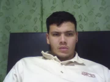 Damianreyess, 27 years old, #18 #hombre fuerte #polla grande [195 tokens left], webcam photo