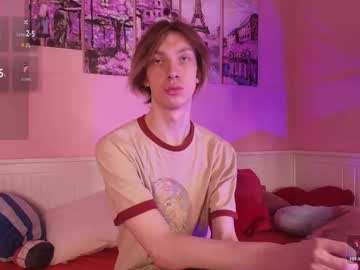Daniel__schmidt, 18 years old, let's play with my shirt #PVT #18 #TWINK #cum #Muscle.pvt open.Let's have fun together [21 tokens remaining], webcam photo