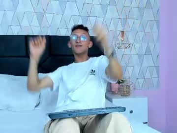 Danieltylor, GOAL: Sexy Dance [300 tokens remaining] Welcome to my room! #feet #18 #young #new #cum, webcam photo