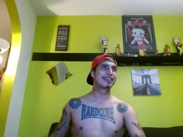 Dannyking1299, 26 years old, Make me hard 22cm 100 ! latin boy :) #bigcock #latin #cum #new #muscle, webcam photo