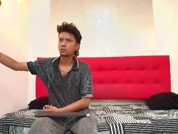 Dantanelo_, 30 years old, GOAL: Show my hole [66 tokens remaining] ⚡ Looking for accomplices to play for a while ... do you join? #feet #bigcock #latino #cum #new, webcam photo