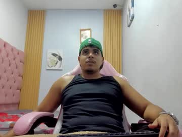 Darkalphax01, 21 years old, masturbation for 10 minutes #cum #muscle #bigcock #new #teen [99 tokens remaining], webcam photo