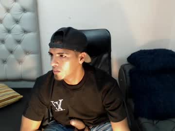 david_bandercock – Watch Him Jerk, Strip, & Show It All