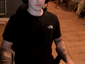 Davre9, 32 years old, New here <3 Come meet #new #stroking #cum #hung or #bigcock #master #dirtytalk, webcam photo