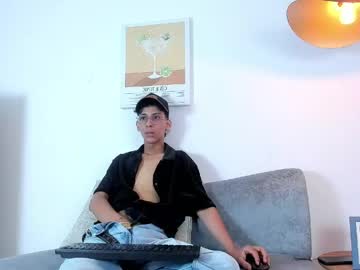 Dax_blaze, 19 years old, hey guys! new around here. would you like to talk? ;) // GOAL: Undres and show me your hot cock close up my boy [190 tokens left] #bigcock #twink #18 #new #cum, webcam photo