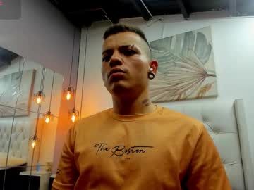 Deivyd2626, 23 years old, GOAL: oil my hard cock [100 tokens remaining] Welcome to my room! #feet  #bigcock #latino #lovense #new, webcam photo