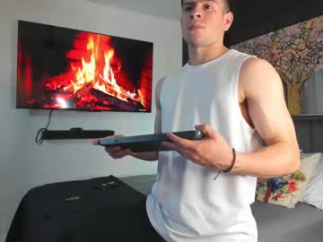 derek_hussain – Watch Him Jerk, Strip, & Show It All