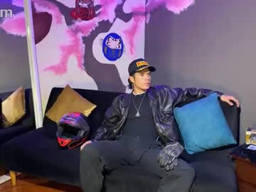 Dhamyan_wang, 20 years old, GOAL: Show off panties🍆🍑🩲 [400 tokens remaining] Welcome to my room! #feet #Teen #Latino #Socks #new, webcam photo