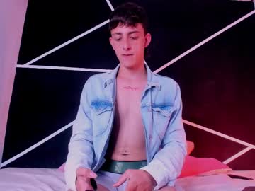 Diamond_piarce, 18 years old, GOAL: Cock Flash [33 tokens remaining] 🥵 Let’s edge together and see who lasts longer! #18 #cute #teen #gay #ass, webcam photo