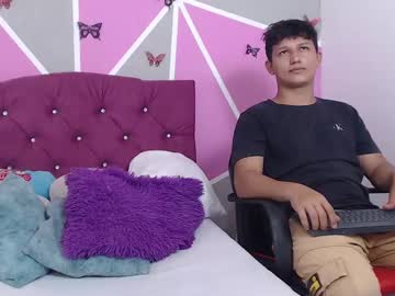 dilan_boy_ - Live Male Cam – Free Gay Cam Show