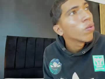 Dilanx18, 23 years old, welcome to my room. make me horny, big cum #pvt #cum #new #latino #handjob [995 tokens left], webcam photo