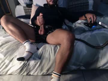 dmitirdarko – Watch Him Jerk, Strip, & Show It All